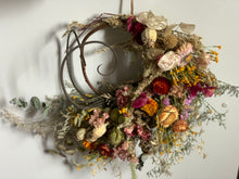 Load image into Gallery viewer, Dried Flower Magick Wreath Workshop at Veda Lux, 10/18/25