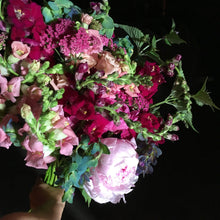 Load image into Gallery viewer, Wrapped Bouquet, HALF SHARE, 2024 Summer
