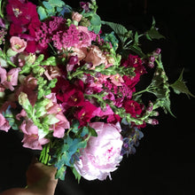 Load image into Gallery viewer, Wrapped Bouquet, HALF SHARE, 2024 Summer